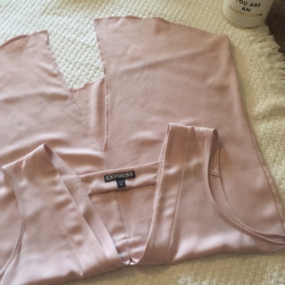 Express shirt - Picture 3 of 3